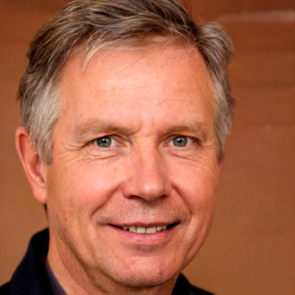 Portrait de Léonard Rousselot, responsable technique de la plateforme
